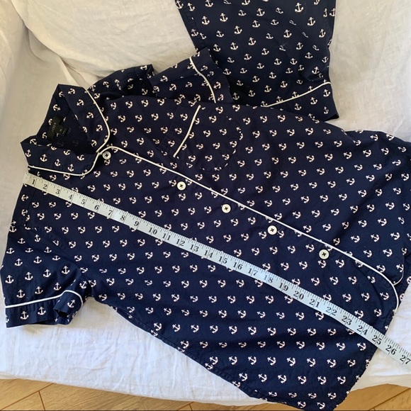 J. Crew Pajamas set shirt and pants, short sleeves, Navy Anchors pattern sz XS - Picture 13 of 15